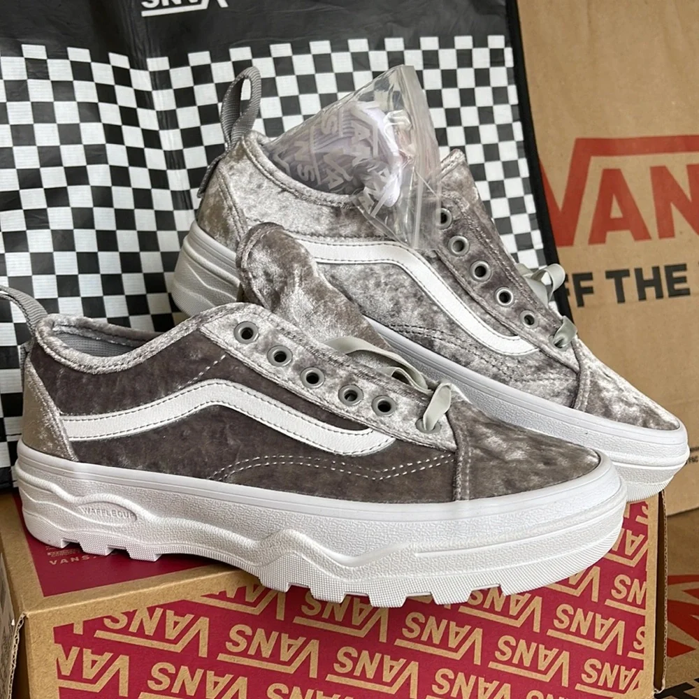 Vans Sentry Old Skool Crushed Velvet Silver/True White WMNS sneakers - Picture 6 of 16